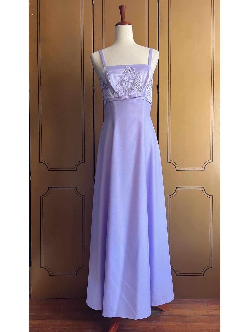 Vintage maxi gown in lilac, size 10